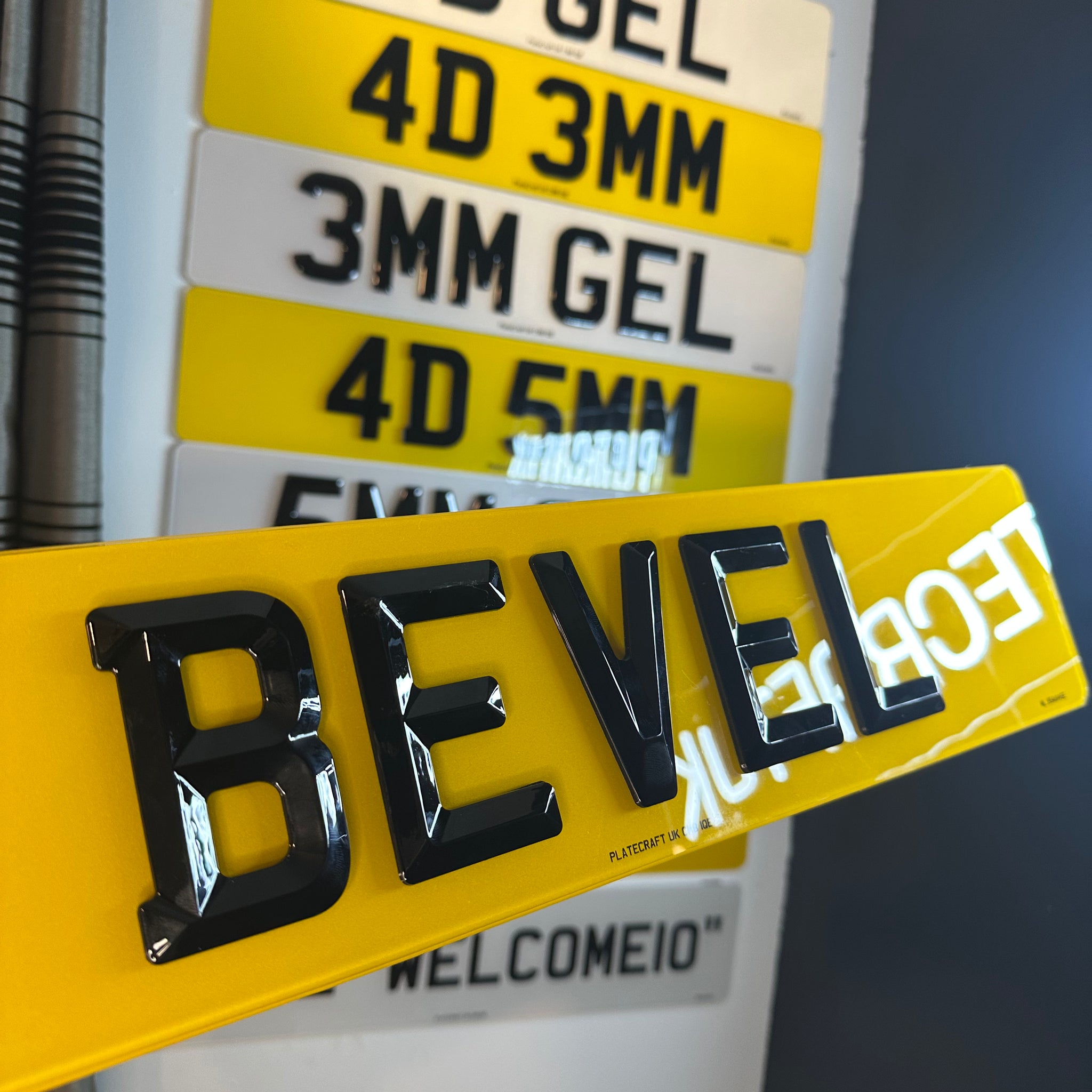 4D retro number plates 